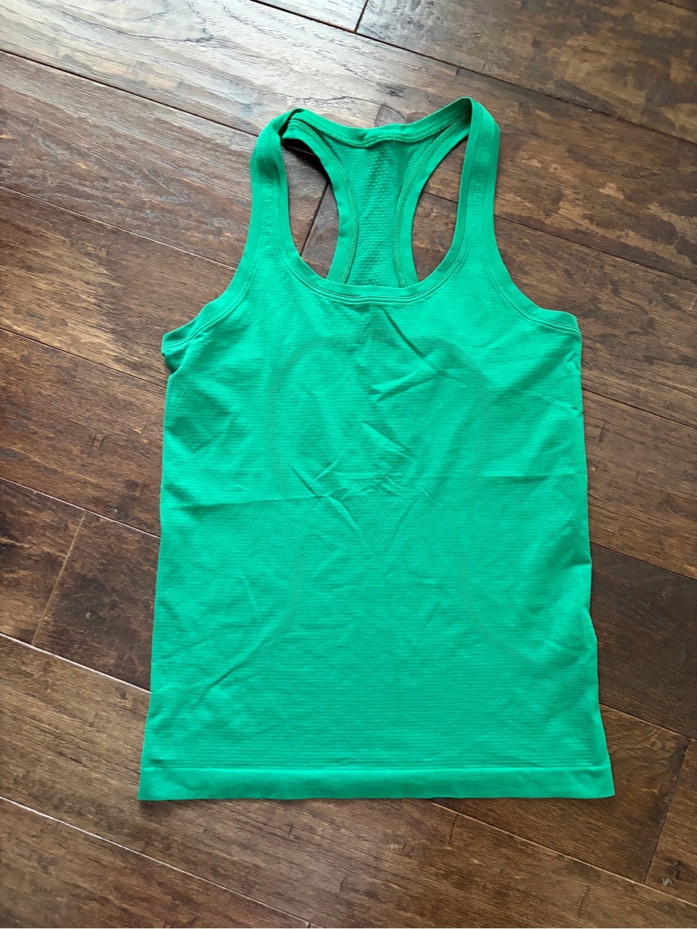 Swiftly Tech Racerback Tank Top 2.0 Hip length Raceway Green
